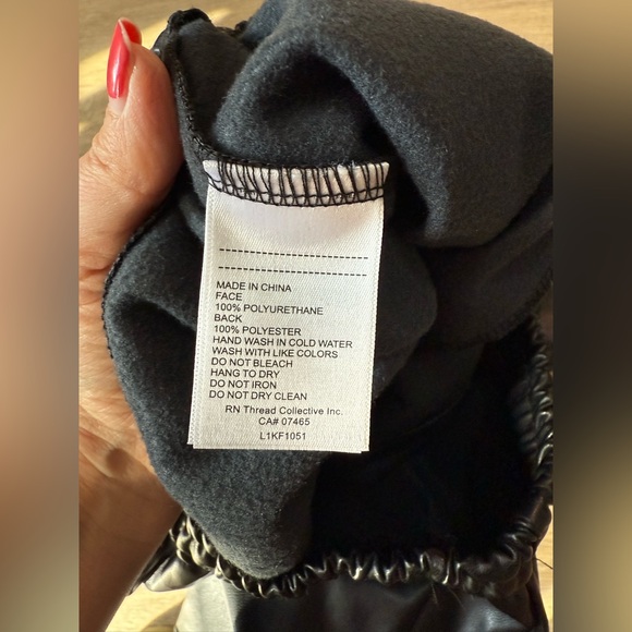 Laundry by Shelli Segal Faux Leather Black Joggers Pants - Picture 8 of 11